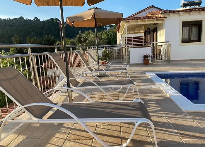 Valmas Premium Villa *